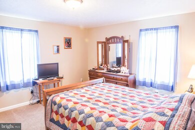 27 Red Oak View Ln, Sperryville, VA 22740 - photo 5