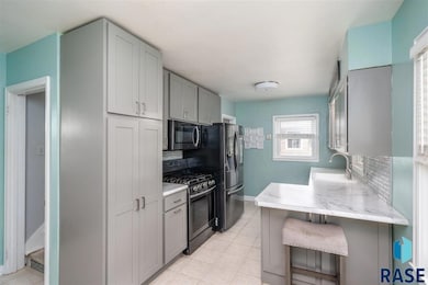2801 S Duluth Ave, Sioux Falls, SD 57105 - photo 6
