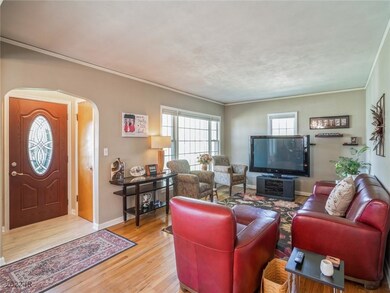 3103 54th St, Des Moines, IA 50310 - photo 4