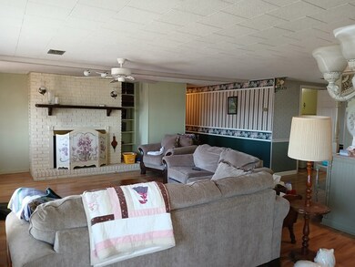 428 Old Alma Waycross Hwy, Nicholls, GA 31554 - photo 7