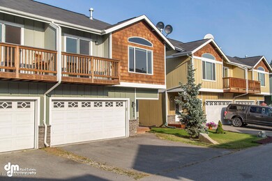 Exterior Front_6814-SMALL