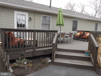 185 Mcclellan Ave, West Berlin, NJ 08091 - photo 3