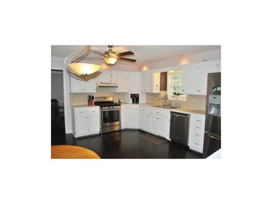 714 Lark St, Raymore, MO 64083 - photo 5