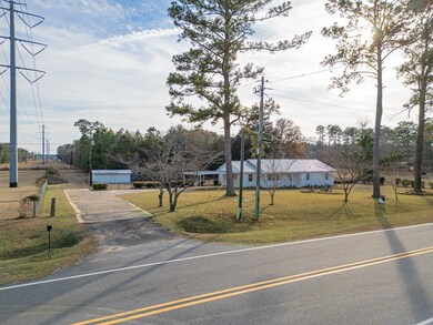 1534 Broach Ave, Albany, GA 31705 - photo 3