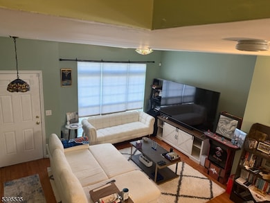 1310 Hamilton St, Belleville, NJ 07109 - photo 6