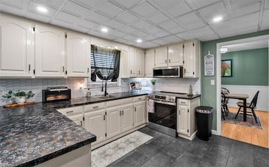Lots of counter space