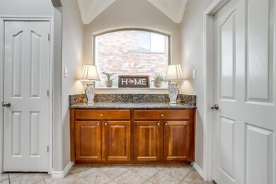 Butlers Pantry off Dining Rm
