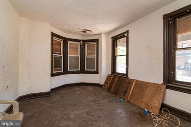 1027 Spruce St, Camden, NJ 08103 - photo 6