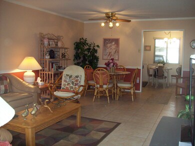 13621 N 111th Ave unit 15B, Sun City, AZ 85351 - photo 5