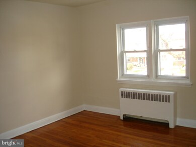 3029 E Federal St unit 2ND FLOOR, Baltimore, MD 21213 - photo 2