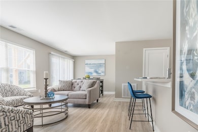 603 Erie Ridge Dr, Henrietta, NY 14467 - photo 2