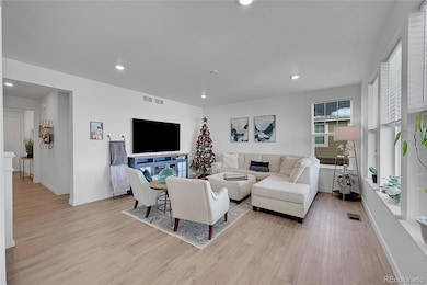 16310 Saint Paul Dr, Thornton, CO 80602 - photo 6