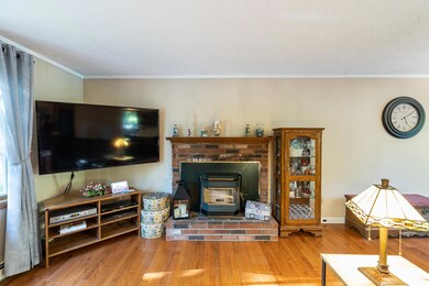 72 Cromesett Rd, Wareham, MA 02571 - photo 5