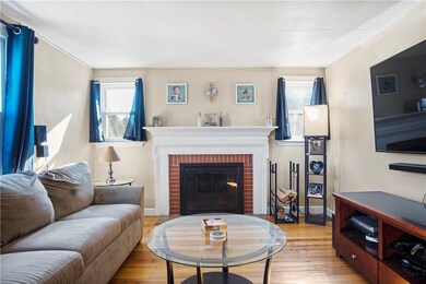 1917 Warwick Ave, Warwick, RI 02889 - photo 5