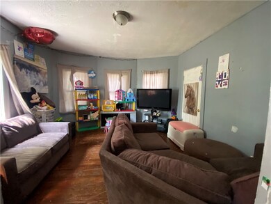 33 W Warwick Ave, West Warwick, RI 02893 - photo 6