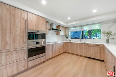 350 N Palm Dr unit 406, Beverly Hills, CA 90210 - photo 5