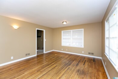 428 23rd Ave NE, Center Point, AL 35215 - photo 4