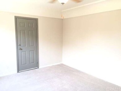 11712 Antwerp Ave, Los Angeles, CA 90059 - photo 7