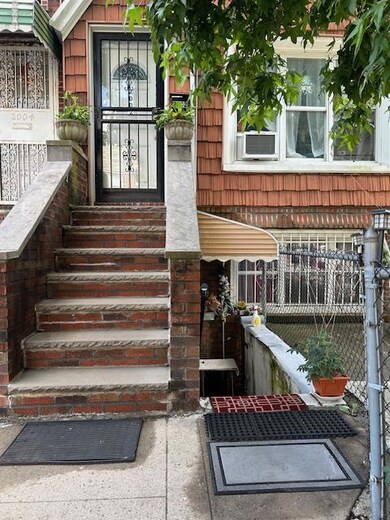 2002 E 28th St unit 4, Brooklyn, NY 11229 - photo 4