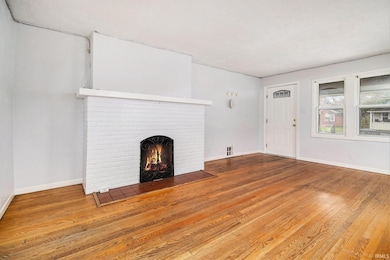 127 E Oakside St, South Bend, IN 46614 - photo 3