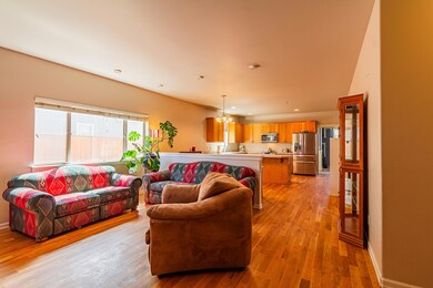 1303 NW 18th St, Redmond, OR 97756 - photo 4