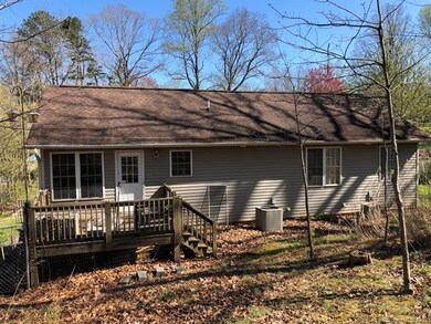 390 Oakview Park Rd, Asheville, NC 28803 - photo 2