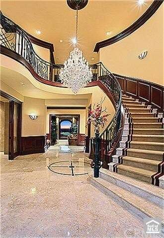 Front Entry Foyer