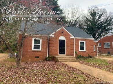 318 Brevard St, Statesville, NC 28677 - photo 2