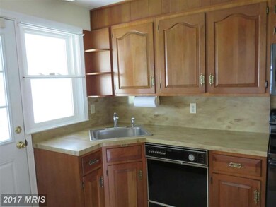 1243 Halstead Rd, Parkville, MD 21234 - photo 7