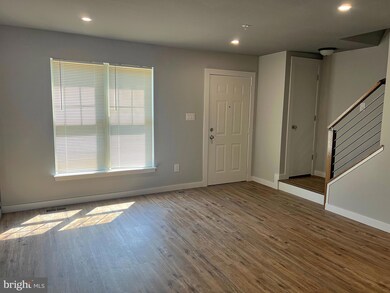 310 N Fremont Ave, Baltimore, MD 21201 - photo 3