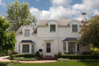 2409 Dover Rd 032
