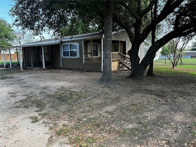 706 N Pine Hill St, Pinehurst, TX 77362 - photo 6