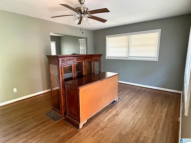 412 16th Ct NW, Center Point, AL 35215 - photo 4