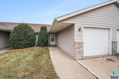 410 9th Ave, Brandon, SD 57005 - photo 2