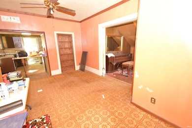 307 S Center St, Boswell, IN 47921 - photo 6