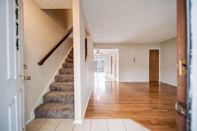 2474 Hardesty Dr S unit 9, Columbus, OH 43204 - photo 4