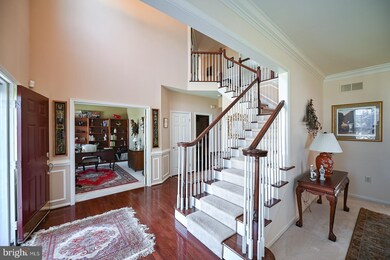 8 Crimson Dr, Norristown, PA 19401 - photo 4