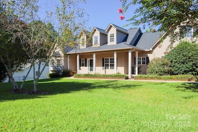 4106 Hemingway Dr, Hickory, NC 28601 - photo 4