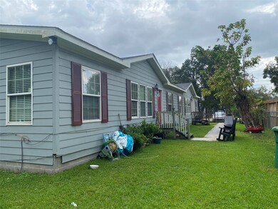 8901 Spaulding St, Houston, TX 77016 - photo 7