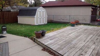 27 Helm Rd, Carpentersville, IL 60110 - photo 7