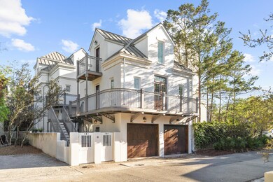 CARRIAGE HOUSE