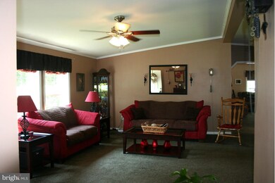 333 Wakefield Dr, Colonial Beach, VA 22443 - photo 3