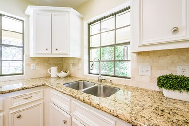 7011 Cemetary Rd, Manvel, TX 77578 - photo 7