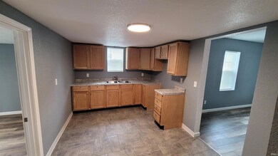 936 W Arch St, Portland, IN 47371 - photo 7