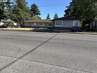 7424 NE Halsey St unit 7436, Portland, OR 97213 - photo 2