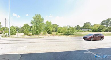 2524 N Memorial Pkwy, Huntsville, AL 35810 - photo 4