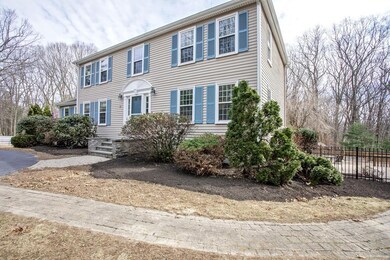 17 Daniels Rd, Mendon, MA 01756 - photo 3