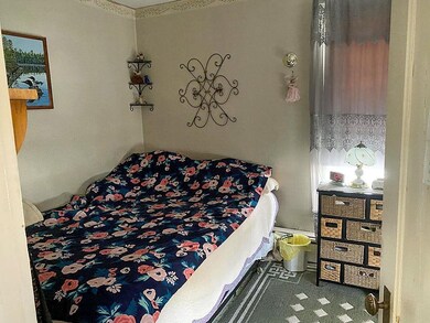 87 Plain St, Rutland, VT 05701 - photo 4