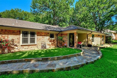 Lush Lawn and beautiful Landscape all around