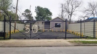 6815 Scott St, Houston, TX 77021 - photo 2